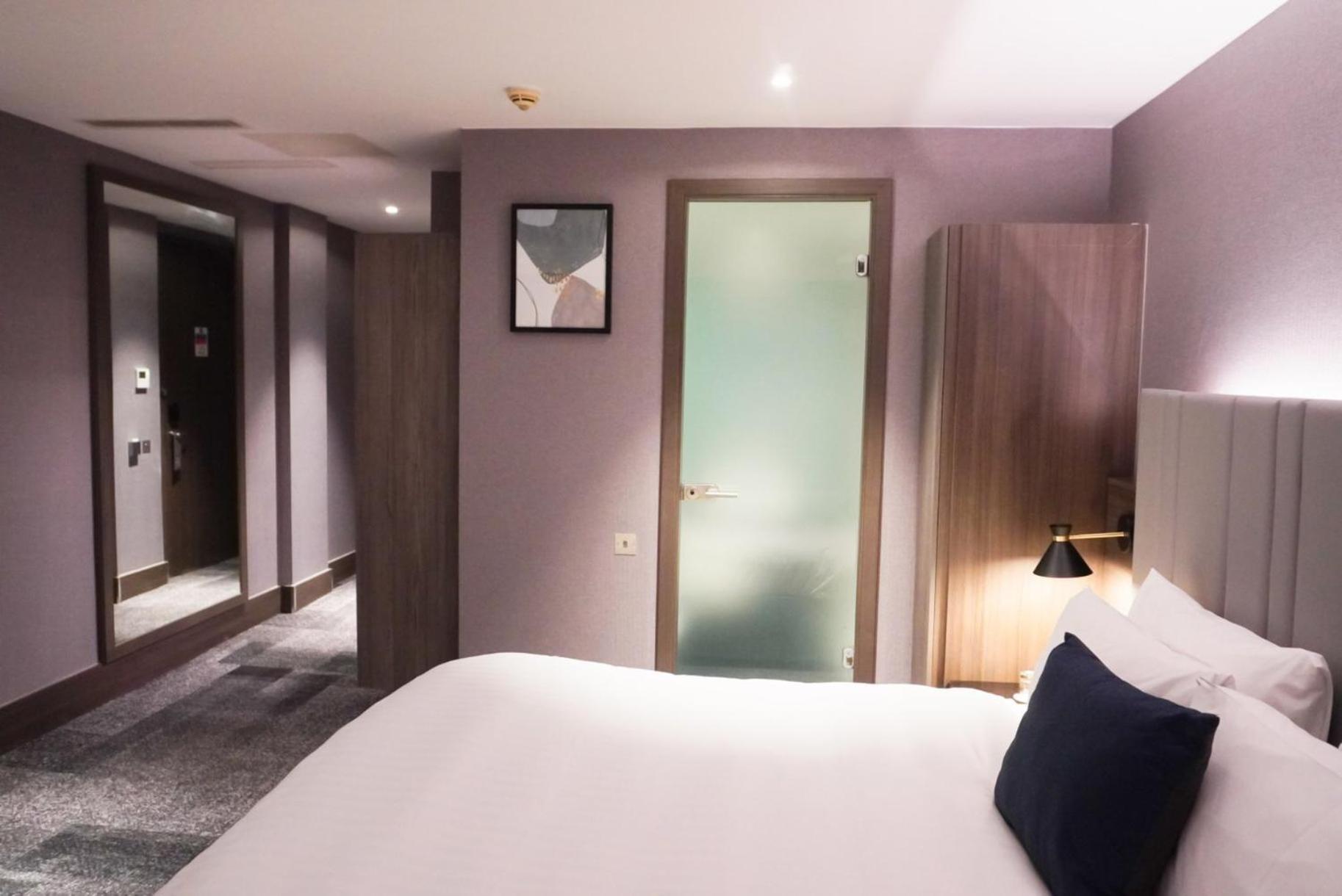 Hotel Crowne Plaza London - Kingston By Ihg