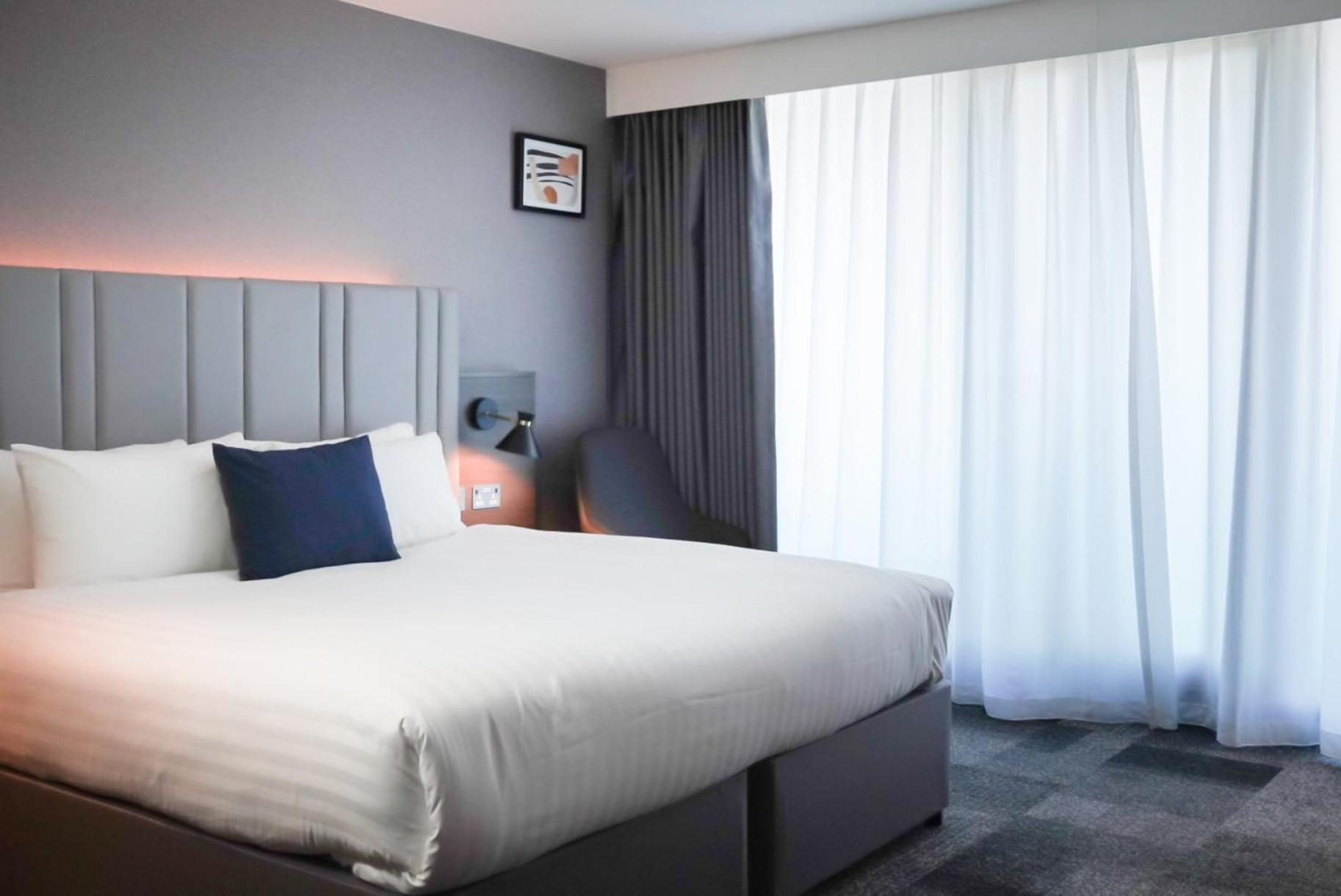 Crowne Plaza London - Kingston By Ihg 4* Surbiton