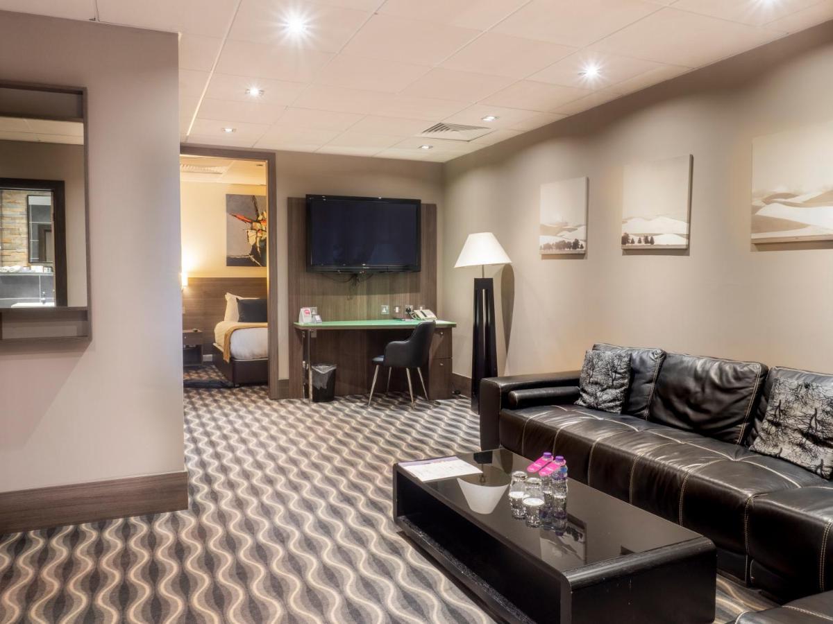 Crowne Plaza London - Kingston By Ihg 4*